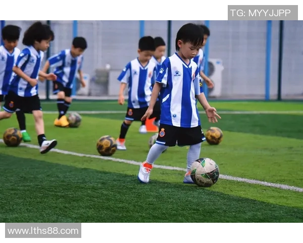 名古屋与湘南海的激烈对决展现足球魅力与团队精神